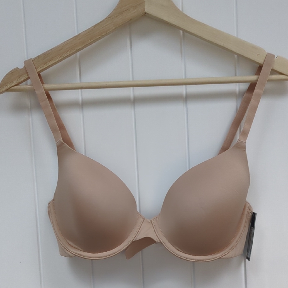 Gap Body Everyday T-shirt Bra NWT